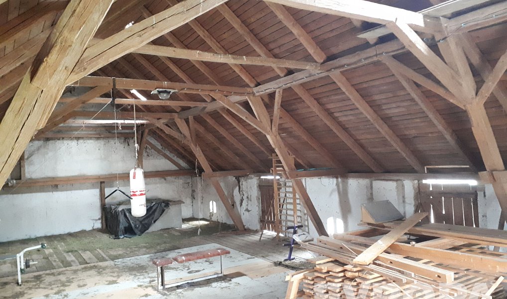 Prodej domu 109 m² s pozemkem 4 156 m², Líšťany – náhled fotky 9