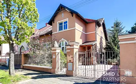 Prodej domu 186 m² s pozemkem 355 m², Sadová, Kolín - Kolín V