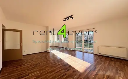Pronájem domu 160 m² s pozemkem 1 200 m², Komenského, Zeleneč, okres Praha-východ