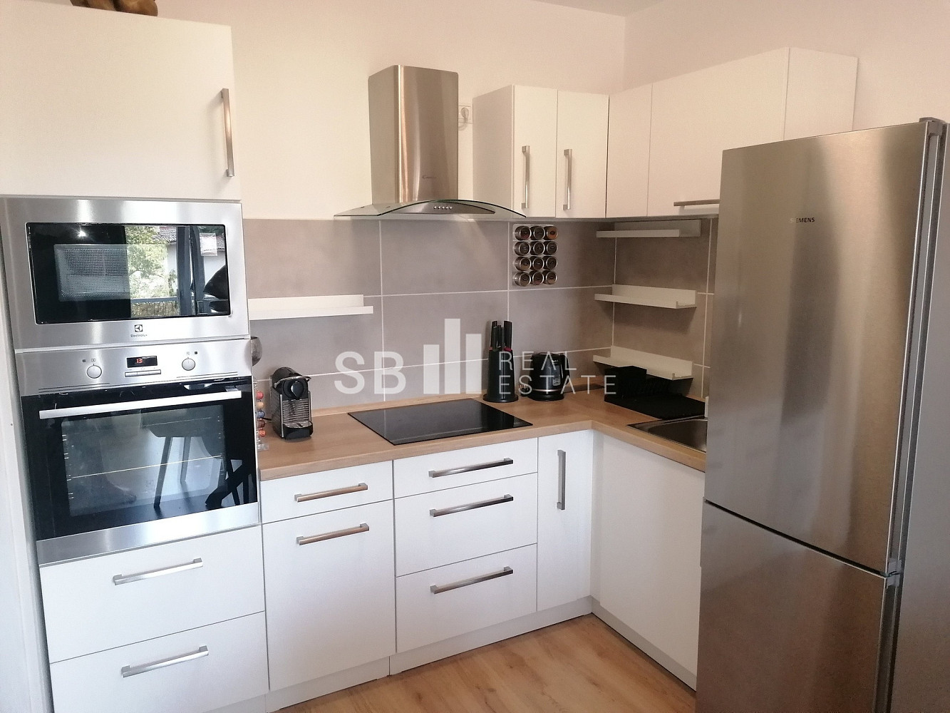 Pronájem bytu 2+kk 40 m² – pohled 4