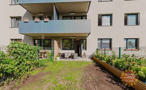 Prodej bytu 1+kk 38 m², Babická, Praha 4 - Chodov