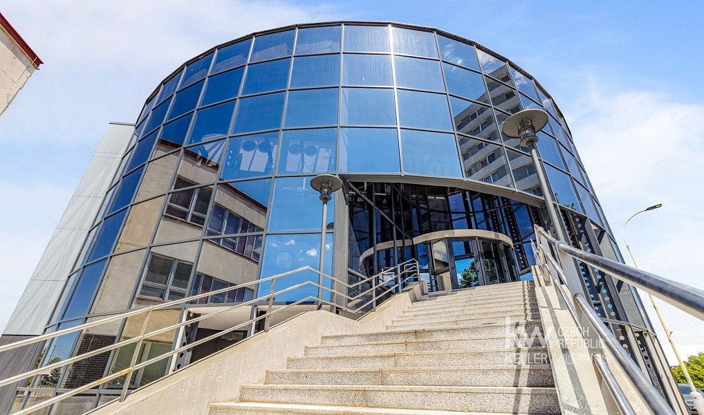Pronájem obchodních prostor 427 m², Tábor – náhled fotky 7