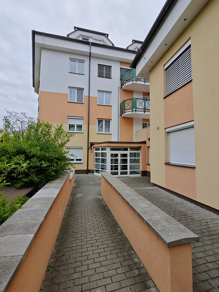 Prodej, nebytový prostor 2+kk, OV, 86m², Praha 8 – pohled 4