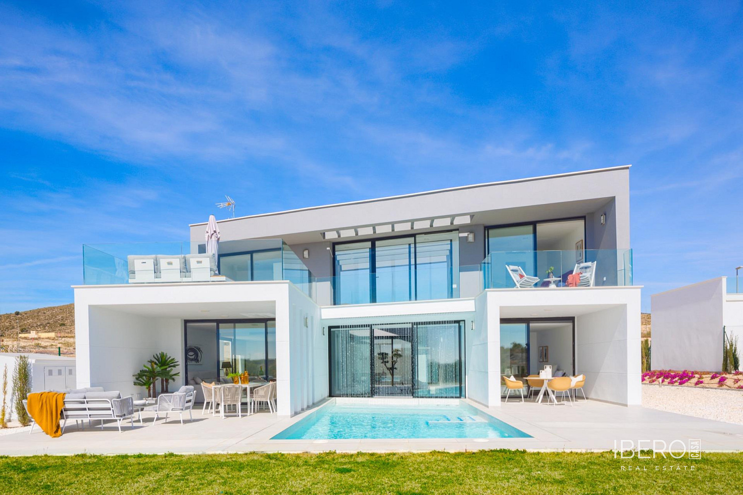 Prodej domu 165 m² s pozemkem 1 000 m²