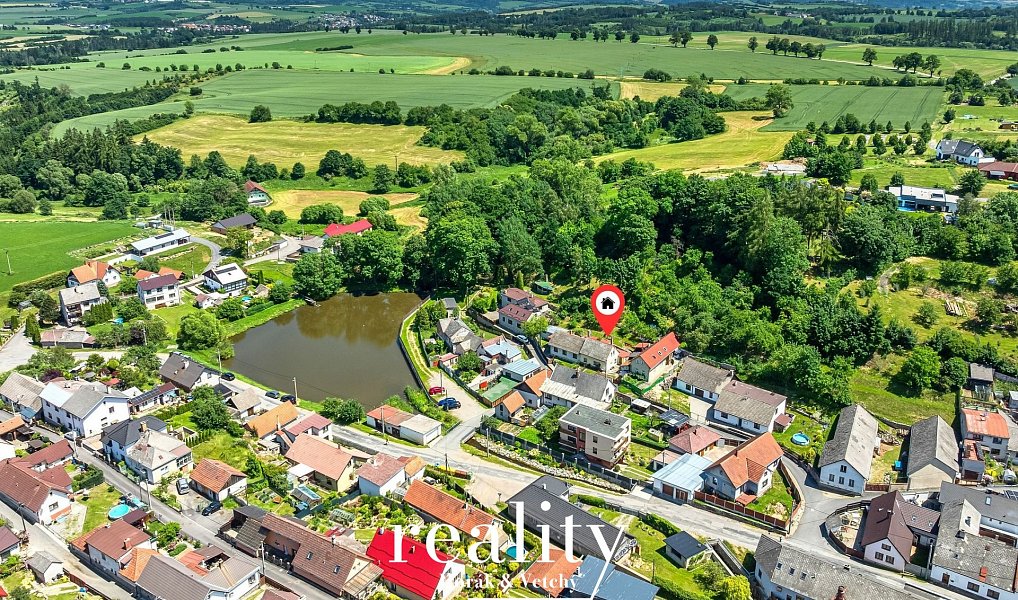 Prodej domu 111 m² s pozemkem 466 m², Puklice – náhled fotky 2