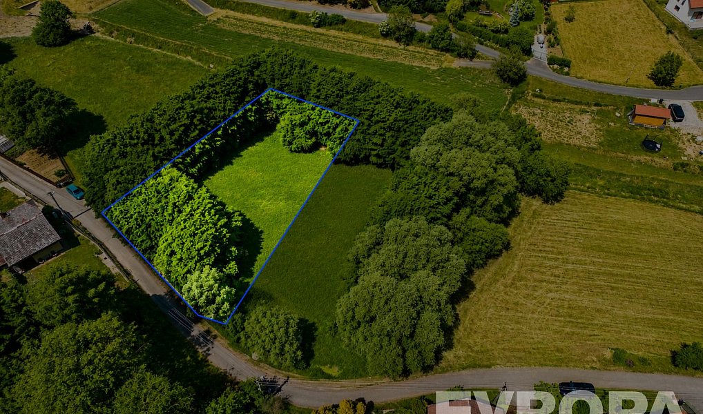 Prodej stavebního pozemku 1 614 m², Sendražice – náhled fotky 3