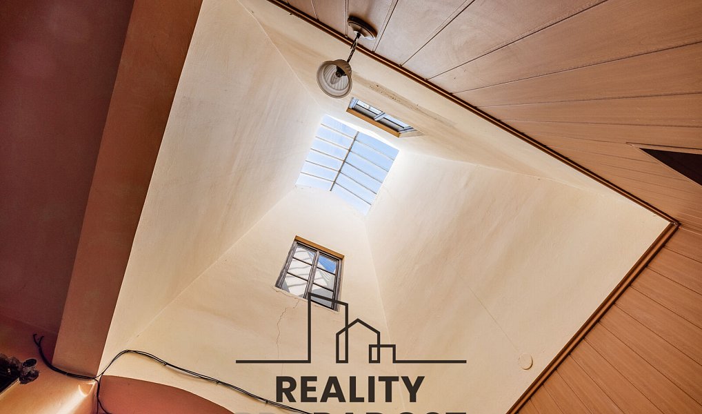 Prodej ubytovacího objektu 1 200 m², Znojmo – náhled fotky 25