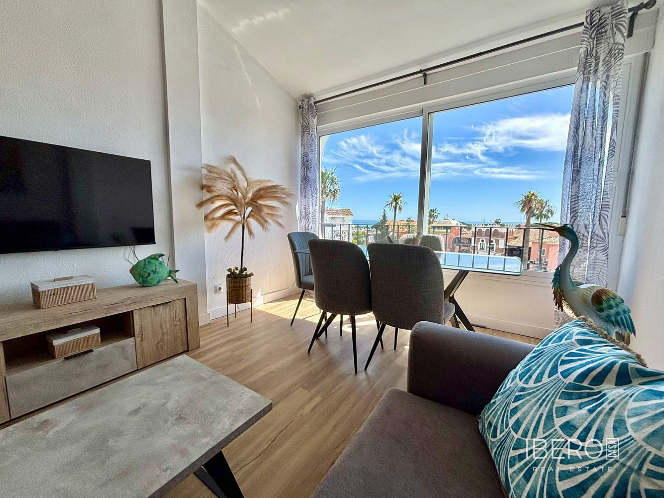 Piso 2+kk – Mijas, Urbanización Sitio de Calahonda - Más