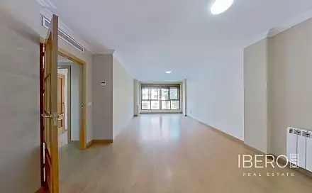 Prodej bytu 5+kk 90 m², Xirivella, Španělsko