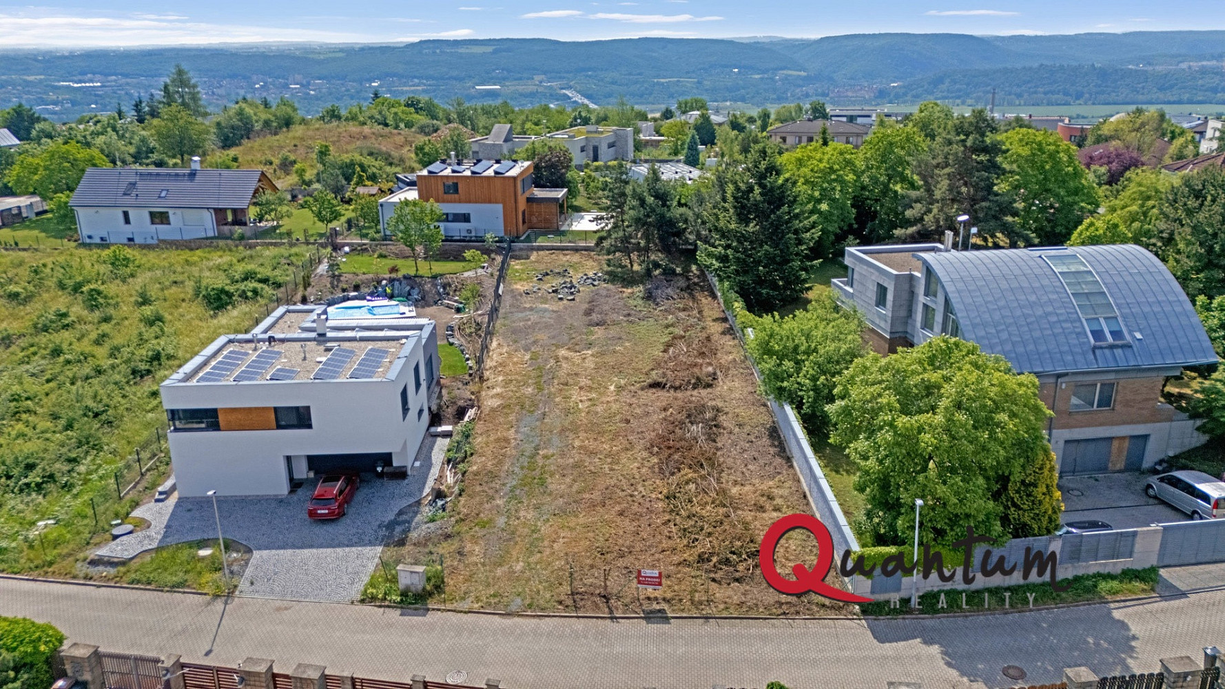 Prodej stavebního pozemku 1 000 m², Praha