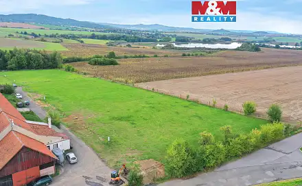 Prodej stavebního pozemku 1 203 m², Ostružno, okres Jičín