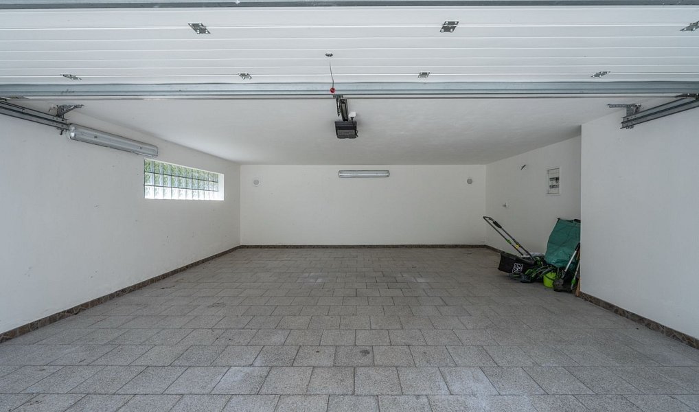 Prodej domu 289 m² s pozemkem 3 375 m², Družec – náhled fotky 32