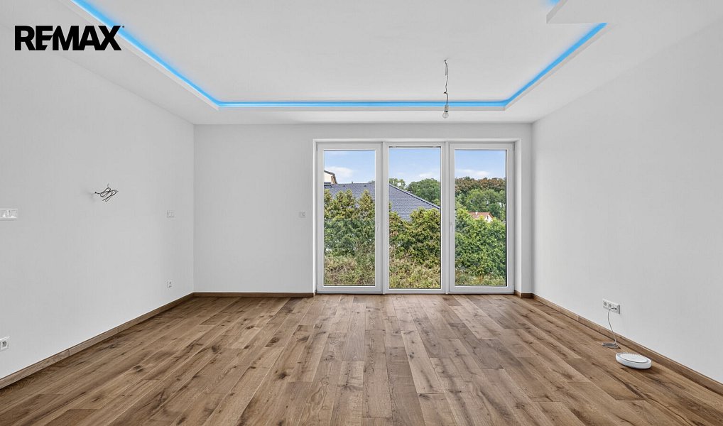 Prodej domu 358 m² s pozemkem 732 m², Sedlec – náhled fotky 9