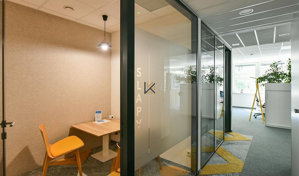 Pronájem kanceláře 439 m², Praha – náhled fotky 7