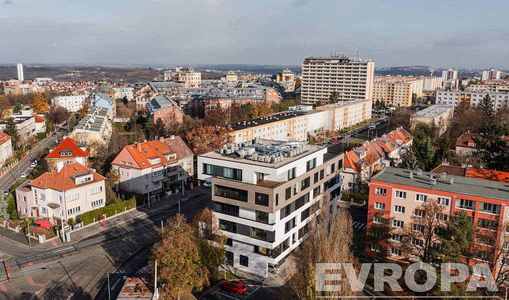 Prodej obchodních prostor 103 m², Praha – náhled fotky 3
