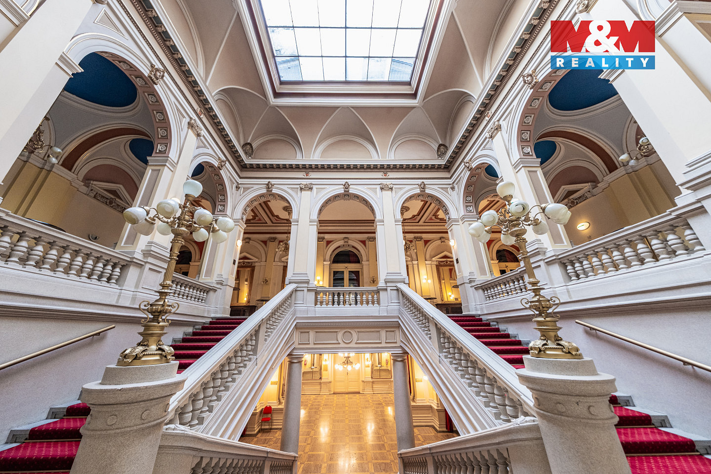Pronájem kanceláře 92 m² — photo 2