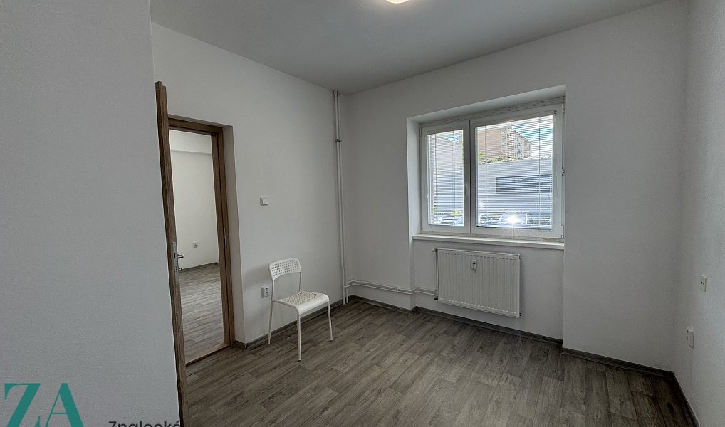 Pronájem bytu 1+1 26 m², Hodonín – náhled fotky 4