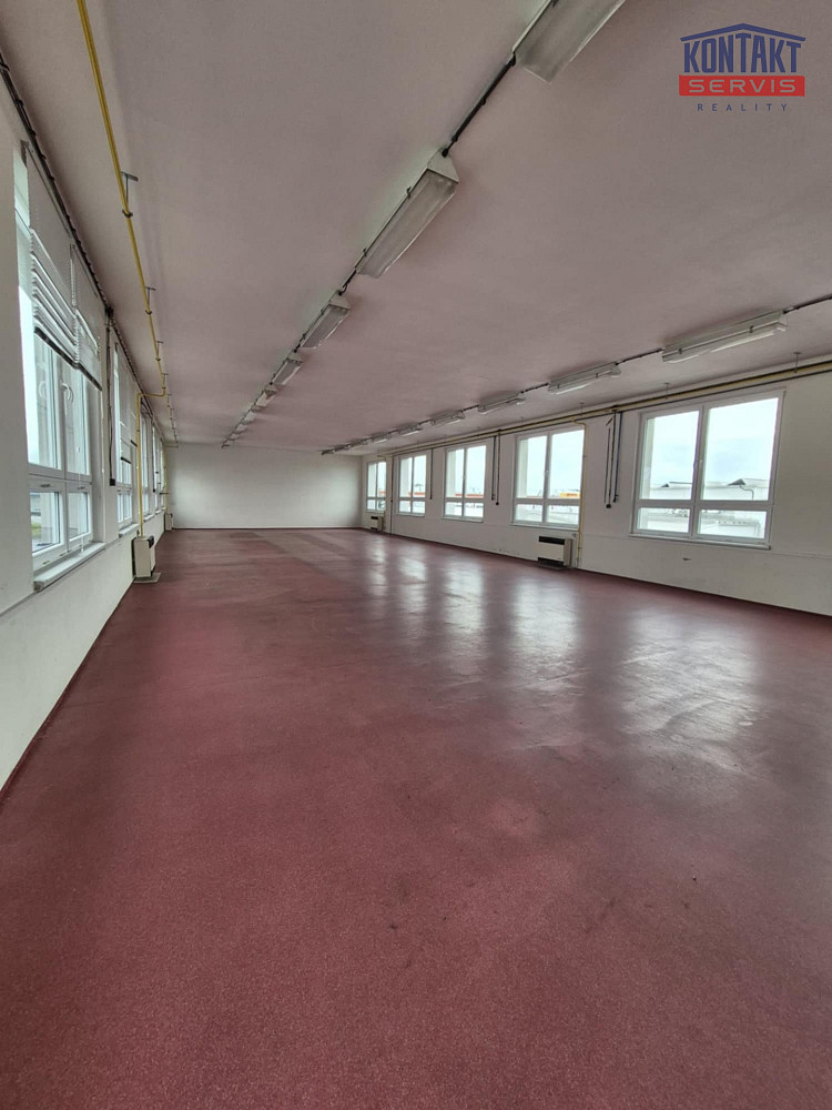 Pronájem skladovacích prostor 241 m² – fotografie 5