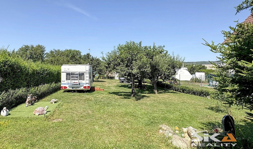 Prodej stavebního pozemku 683 m², Louny – náhled fotky 27