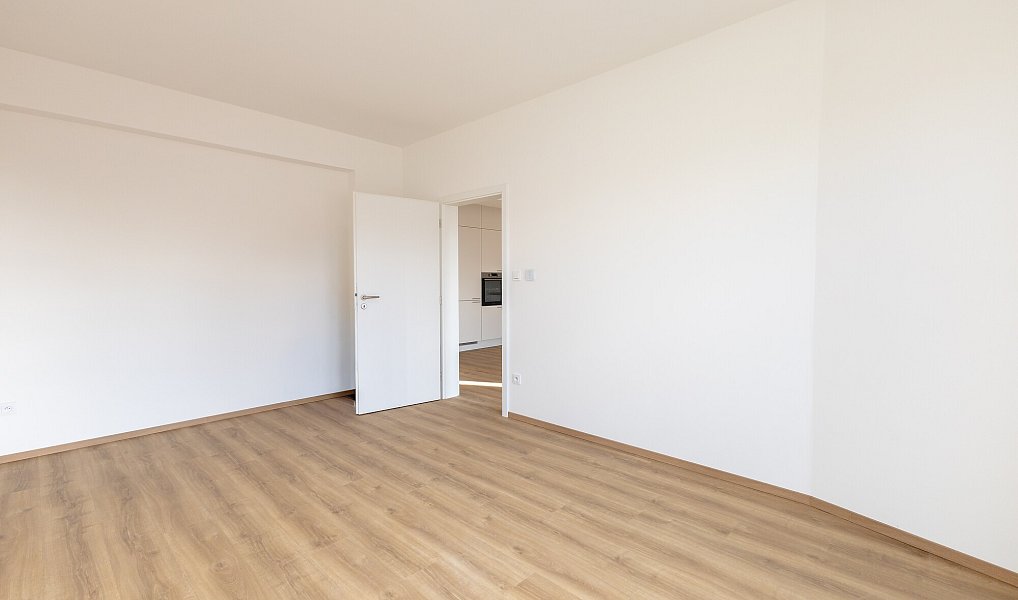 Pronájem bytu 2+kk 84 m², Staré Město – náhled fotky 6