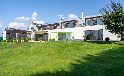 Prodej domu 636 m² s pozemkem 2 478 m², Kounice, okres Nymburk