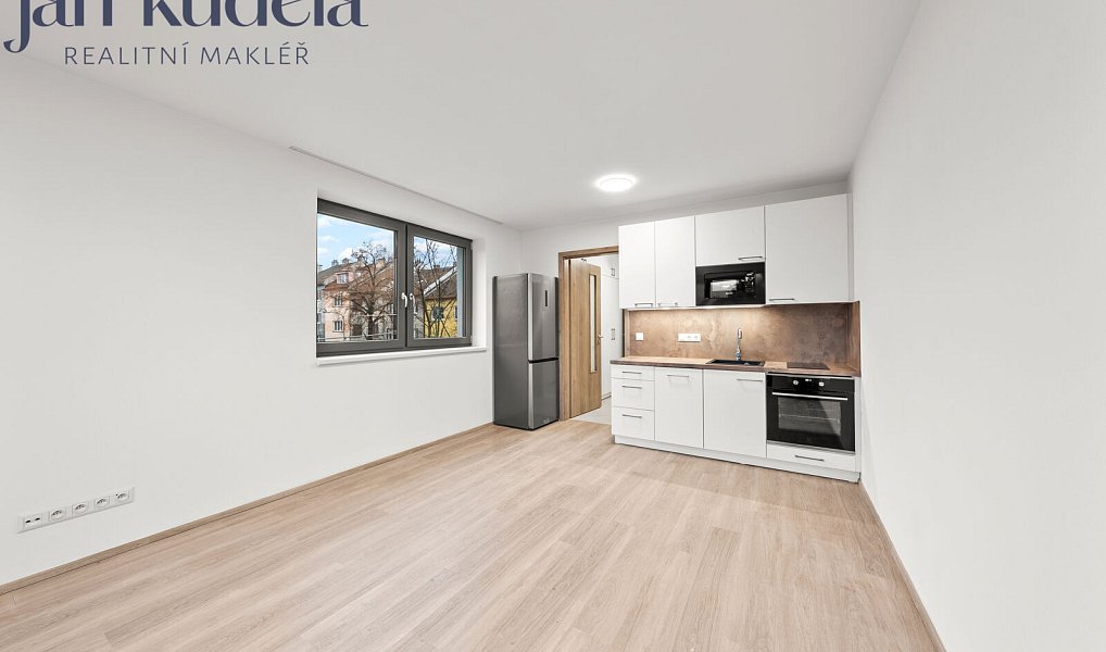 Pronájem bytu 1+kk 30 m², Brno – náhled fotky 7