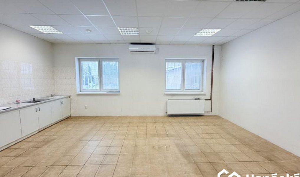 Pronájem obchodních prostor 99 m², Bystřice pod Hostýnem – náhled fotky 7