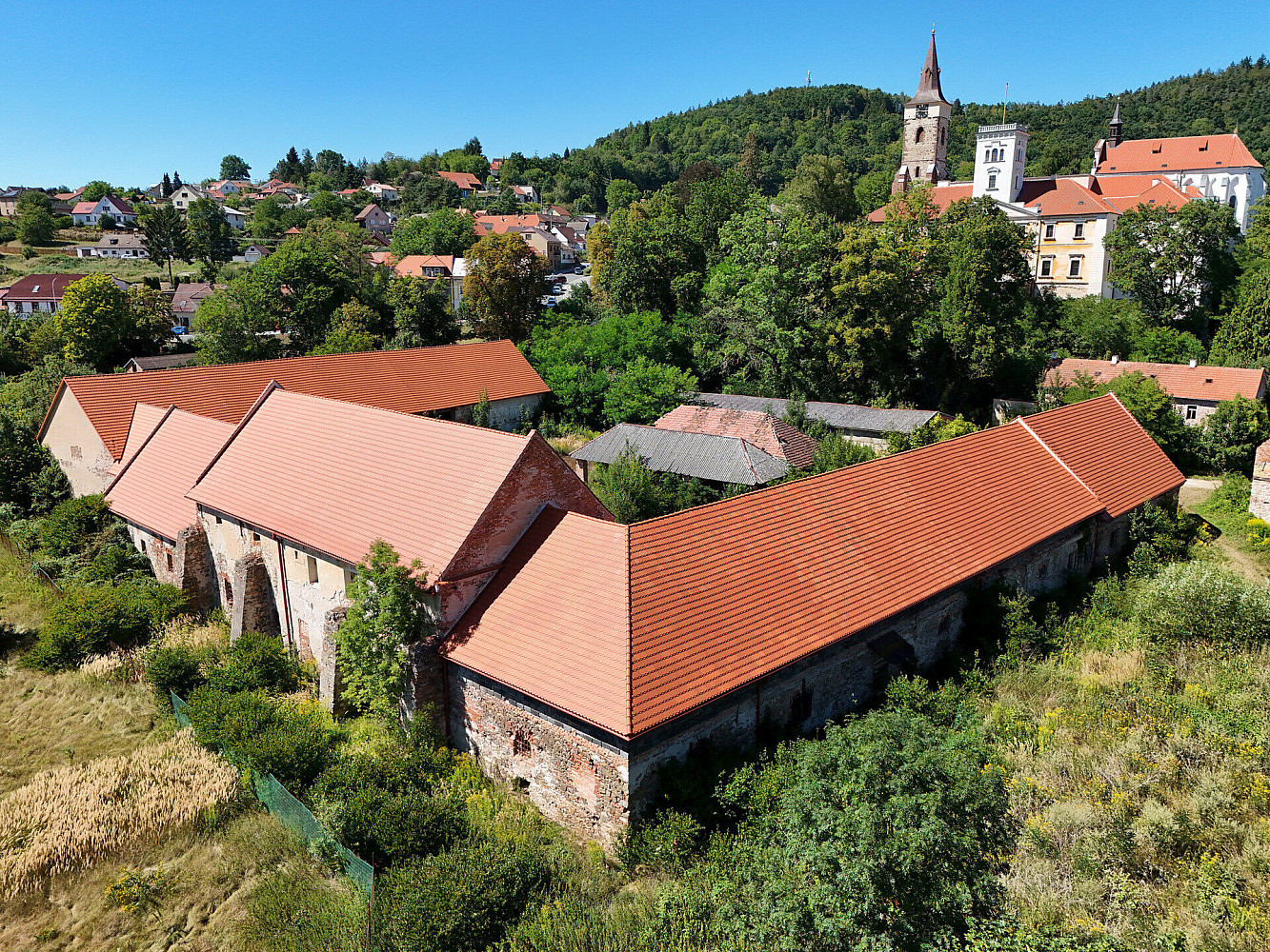 Prodej komerčního objektu (jiného typu) 8 074 m²