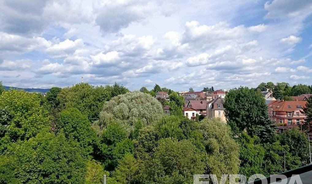 Pronájem bytu 2+1 70 m², Liberec – náhled fotky 4