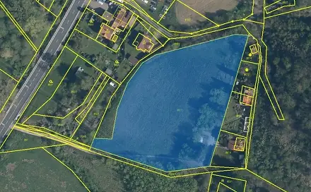 Prodej komerčního pozemku 7 548 m², Liběchov, okres Mělník