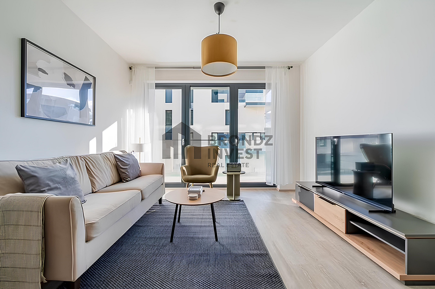 Pronájem bytu 3+kk 72 m² – pohled 3