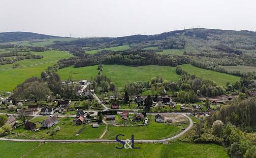 Prodej stavebního pozemku 1 425 m², Heřmanice, okres Liberec