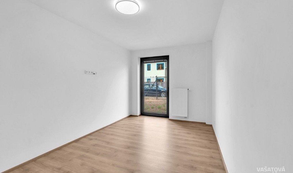 Pronájem bytu 3+1 188 m², Hradec Králové – náhled fotky 15