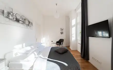 Prodej bytu 1+kk 26 m², Rubešova, Praha 2 - Vinohrady