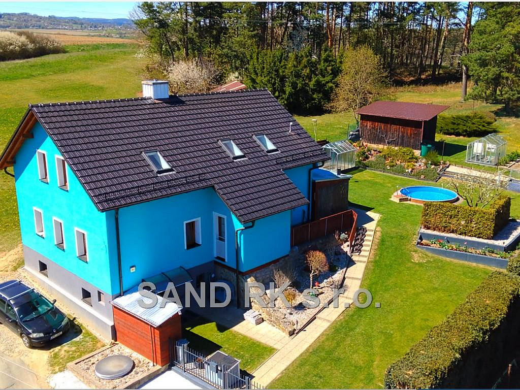 Prodej domu 221 m² s pozemkem 537 m²