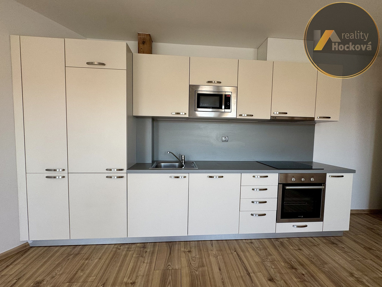 Prodej bytu 3+kk 106 m² – pohled 4