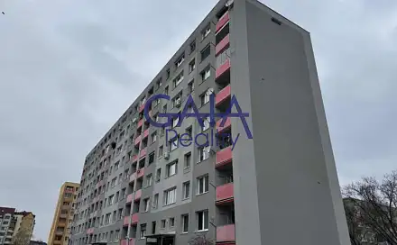 Prodej bytu 3+1 68 m², Lužní, Hodonín