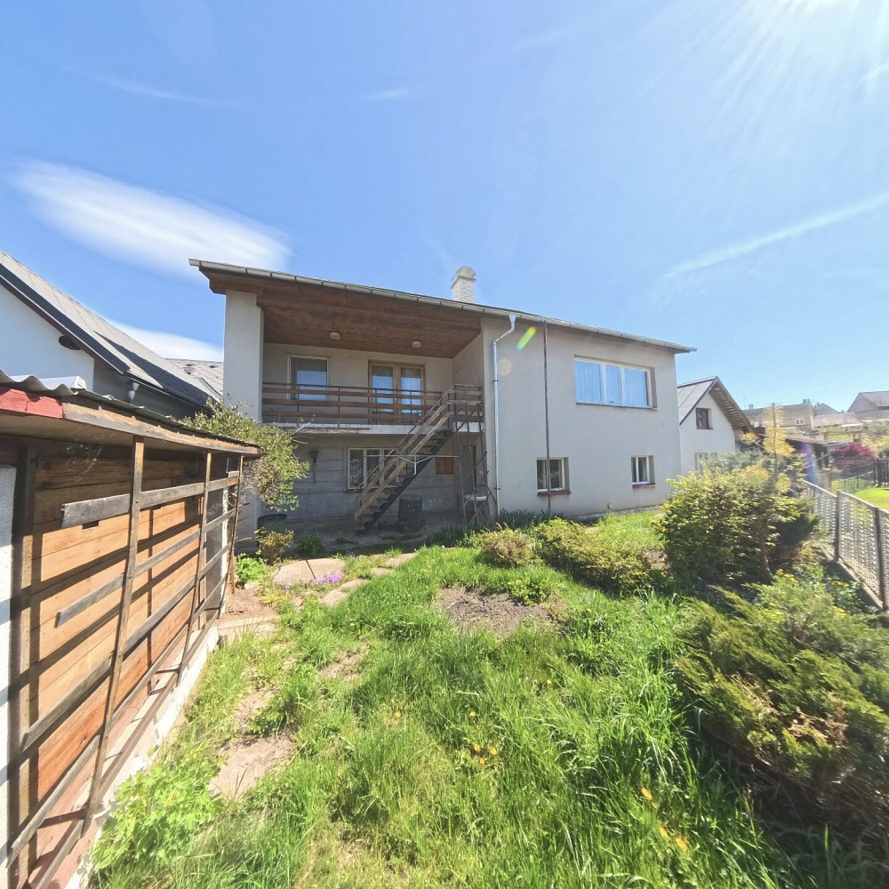Prodej domu 215 m² s pozemkem 360 m² – fotografie 2