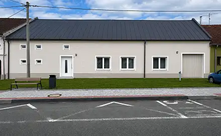 Prodej domu 370 m² s pozemkem 3 034 m², Hulín - Chrášťany, okres Kroměříž