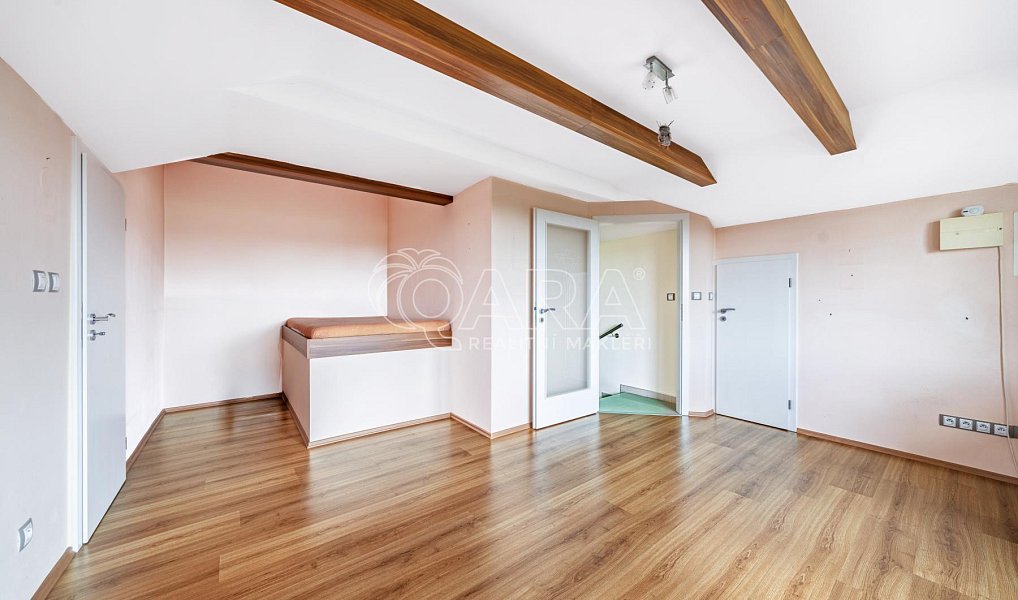 Prodej domu 384 m² s pozemkem 1 835 m², Týnec nad Labem – náhled fotky 27