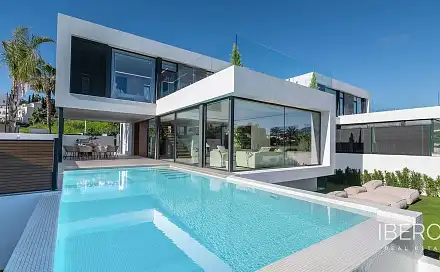 Prodej domu 354 m² s pozemkem 518 m², El Paraiso, Španělsko