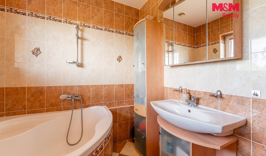 Prodej domu 121 m² s pozemkem 537 m², Praha – náhled fotky 22