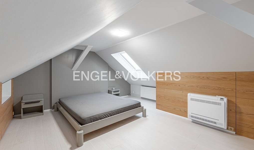 Pronájem bytu 4+kk 135 m², Praha – náhled fotky 6