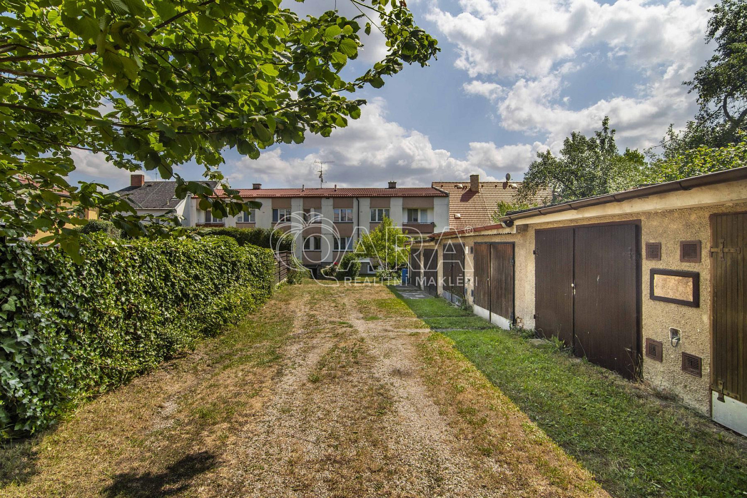 Prodej samostatné zděné garáže — photo 2