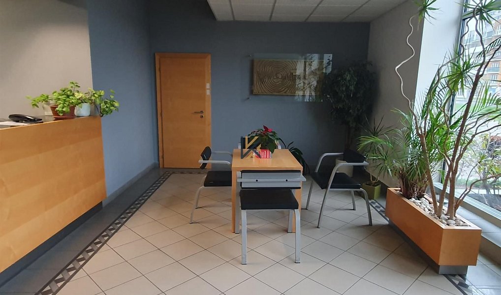 Pronájem kanceláře 75 m², Praha – náhled fotky 3