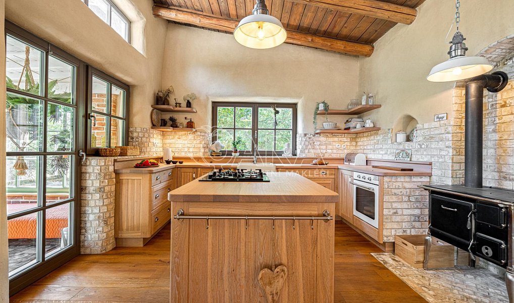 Prodej domu 144 m² s pozemkem 10 890 m², Březí – náhled fotky 2
