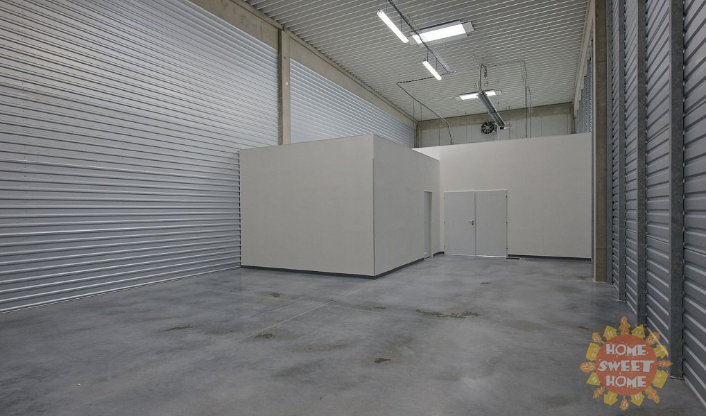 Pronájem obchodních prostor 205 m², Praha – náhled fotky 3