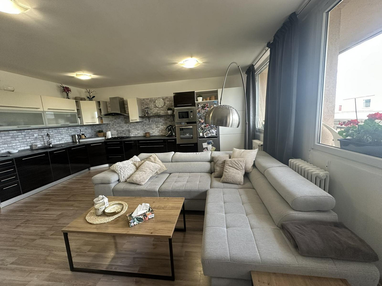 Pronájem bytu 3+kk 73 m² — photo 3