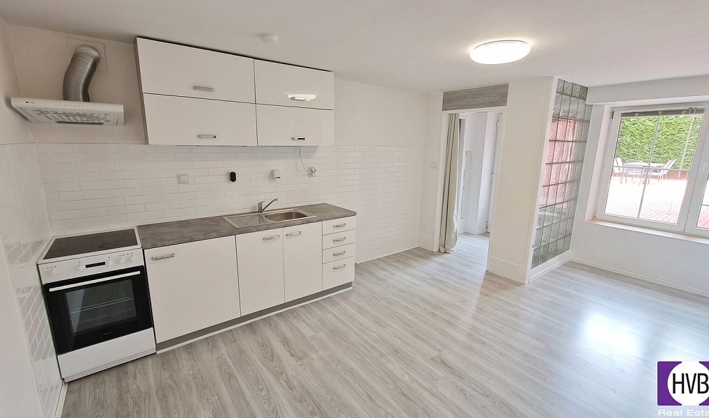 Pronájem bytu 2+kk 42 m², Praha – náhled fotky 4