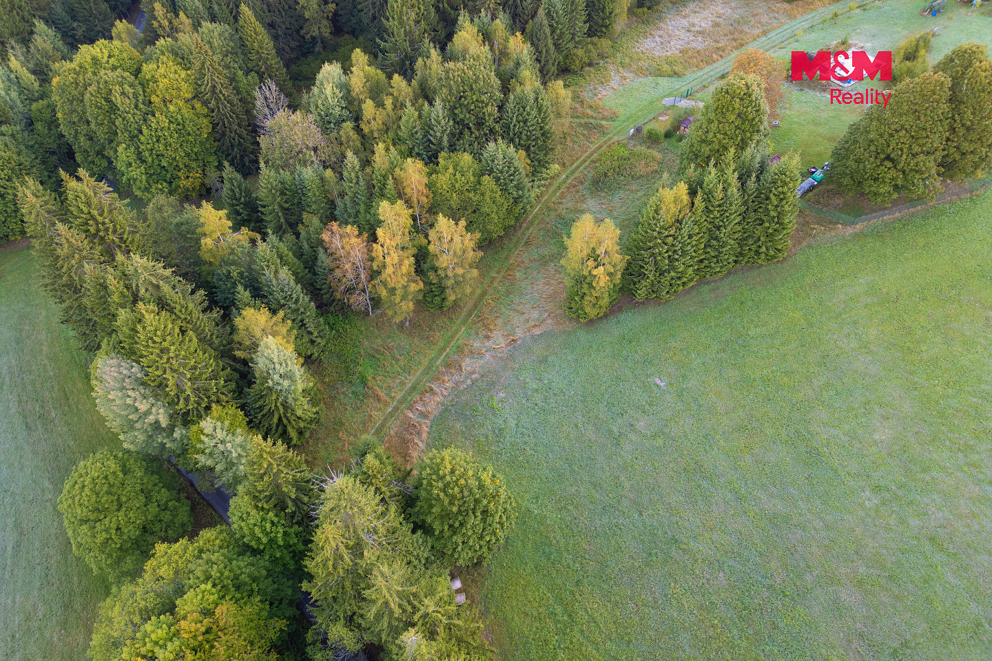 Prodej pozemku 1 204 m² – fotografie 3